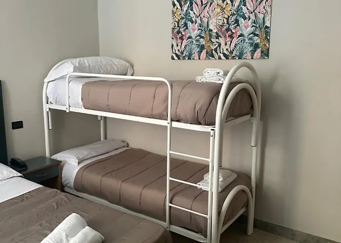 Smart Station Hotel